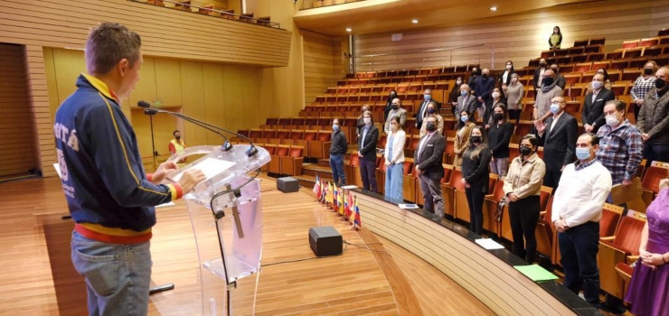 42 extranjeros recibieron la nacionalidad colombiana por adopción