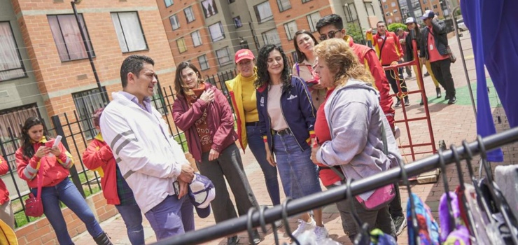 A través de ‘Diálogos Ciudadanos’ se busca reactivar la economía de 51 vendedores informales en Bosa