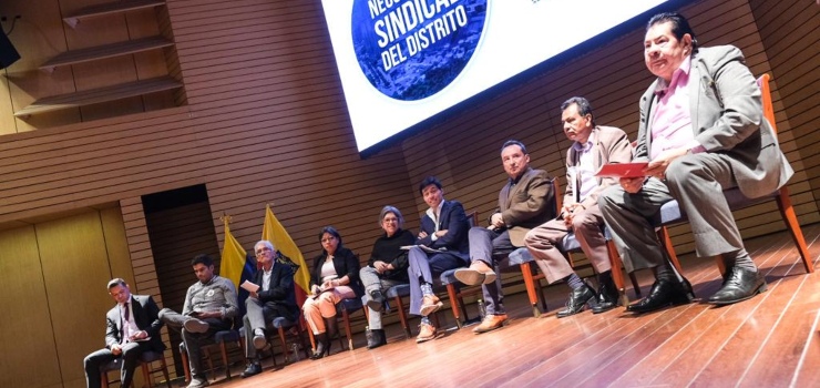 Alcaldía firma acuerdo con organizaciones sindicales