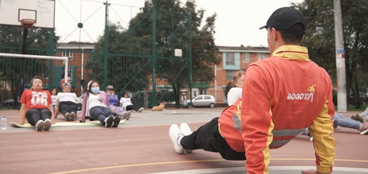 ‘Calistenia para la vida’ la iniciativa de ‘Presupuestos Participativos’ que mejora la salud de más de 1.000 habitantes de Fontibón 