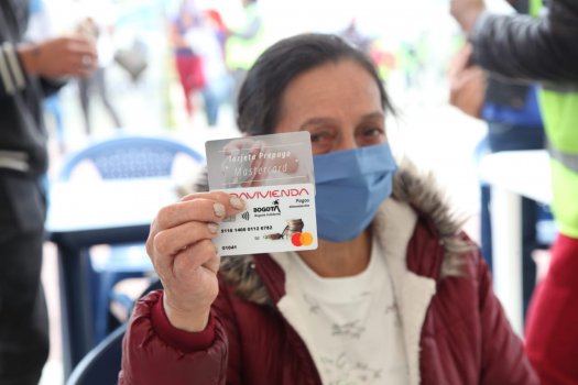 Bonos canjeables por alimentos y otras ayudas recibieron las familias de Altos de la Estancia