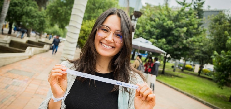 El Distrito lanza la ‘Manilla del Compromiso Ciudadano con Bogotá’ para mejorar la convivencia y la cultura en la ciudad