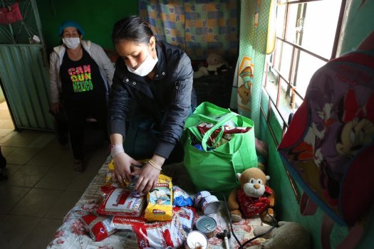 Este Domingo, llegaron a 10 barrios de Ciudad Bolívar las ayudas de Bogotá Solidaria en Casa 