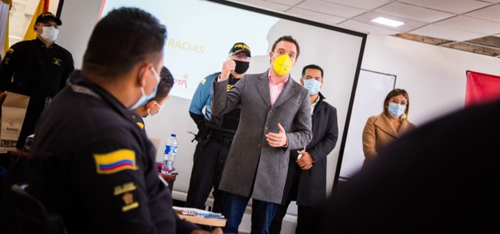 Miembros del Esmad se capacitan en Derechos Humanos 