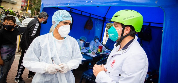 Durante el sábado y domingo se aplicaron 30.904 vacunas y 22.298 muestras para covid-19. 