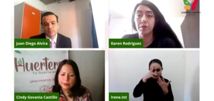 Foto de pantalla dividida en cuatro partes con las imágenes de las personas que están en conferencia virtual Diálogos Ciudadanos: una apuesta de Gobierno Abierto de Bogotá