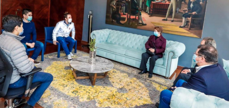 Mejores condiciones laborales para más de 25 mil trabajadores de vigilancia y aseo en el Distrito