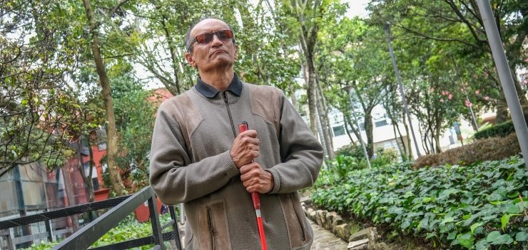 Jairo Robayo Useche, el líder de las personas sordociegas en el Distrito