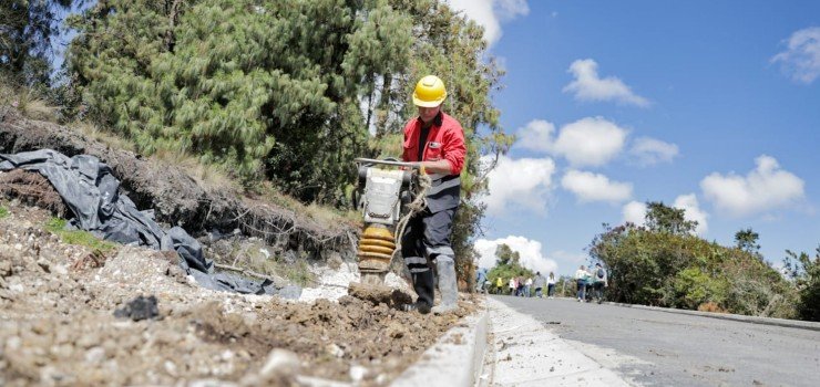 Los habitantes de la vereda El Verjón Bajo, en Chapinero contarán con una vía que conectará a las localidades de Chapinero y Santa Fe