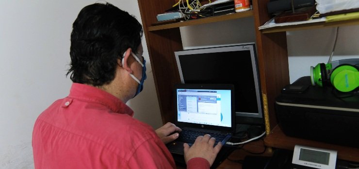 Norbey Salazar, el guía tecnológico de las personas con discapacidad visual en Bogotá