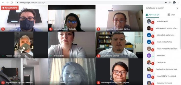 Foto en pantalla de varias personas conectadas a una reunión virtual Unidos por mayores oportunidades para la población con discapacidad