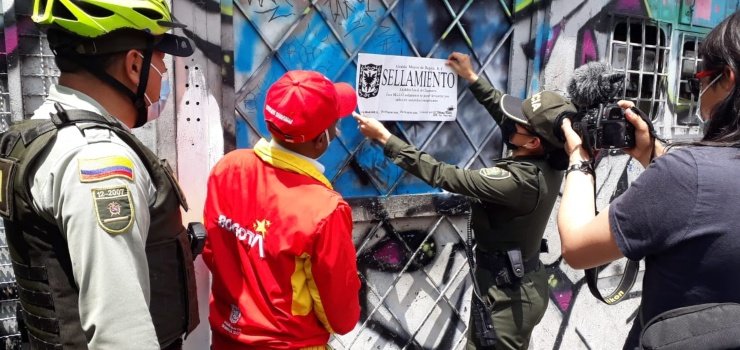 Un bar con licor vencido y un parqueadero ilegal cerrados en Chapinero Un bar con licor vencido y un parqueadero ilegal cerrados en Chapinero